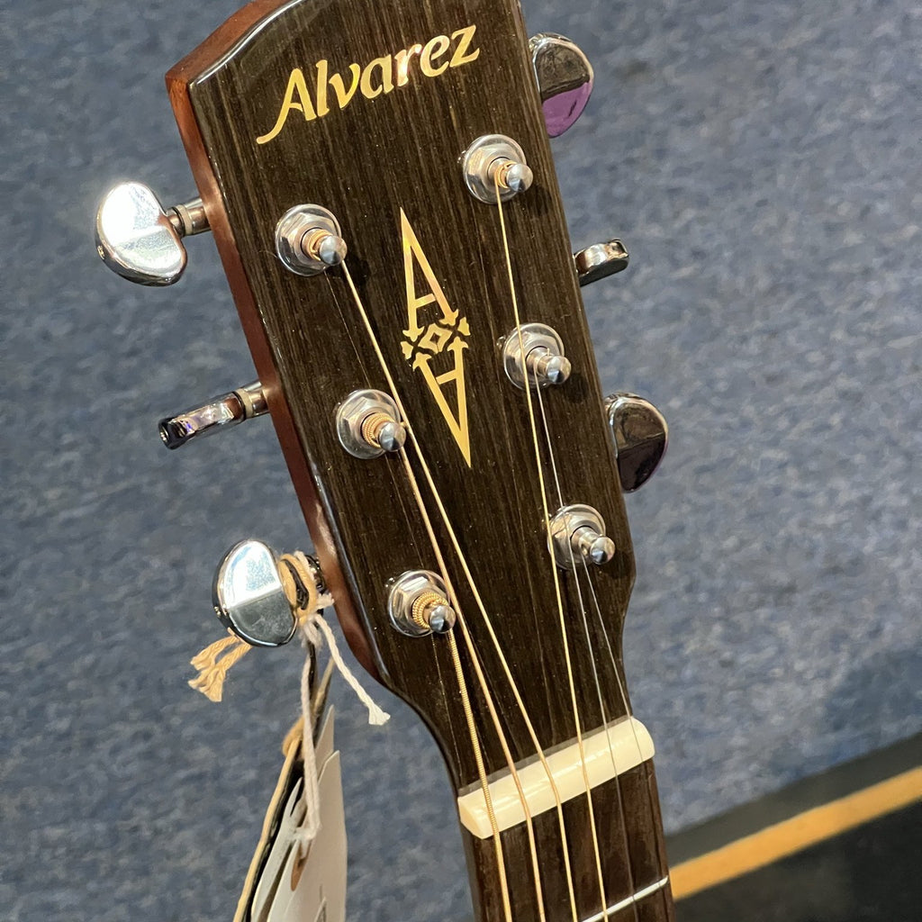 Alvarez Masterworks Grand Auditorium Acoustic Electric Guitar w/Cutaway SHB