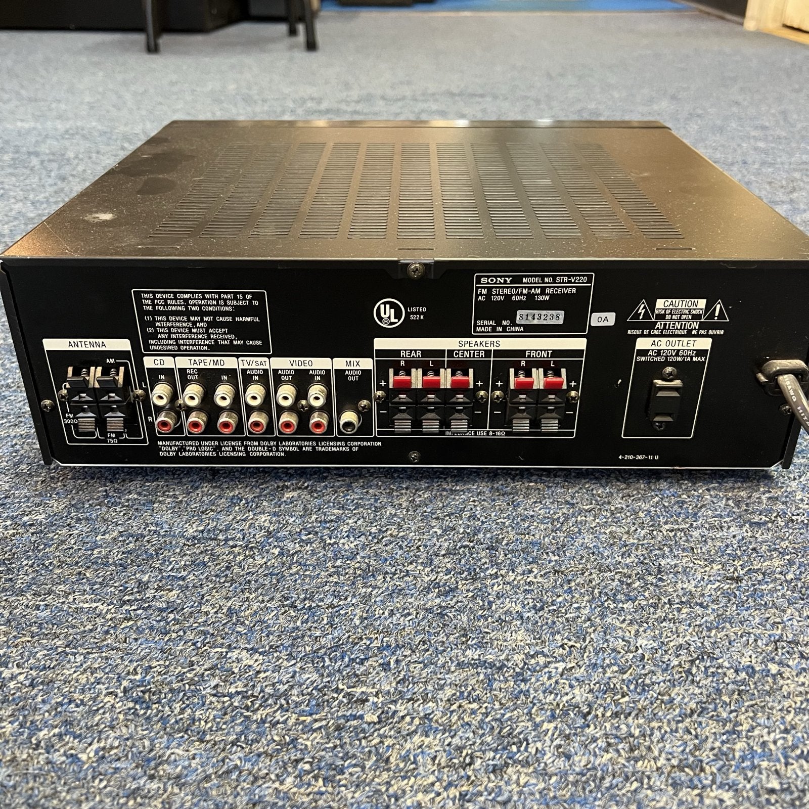 Sony FM-AM Receiver STR-V220 Used w/remote 1998