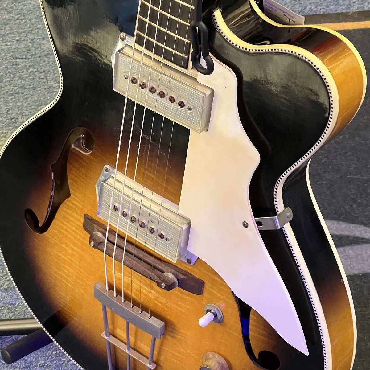 Vintage Unbranded Hollowbody Electric Guitar 1960s
