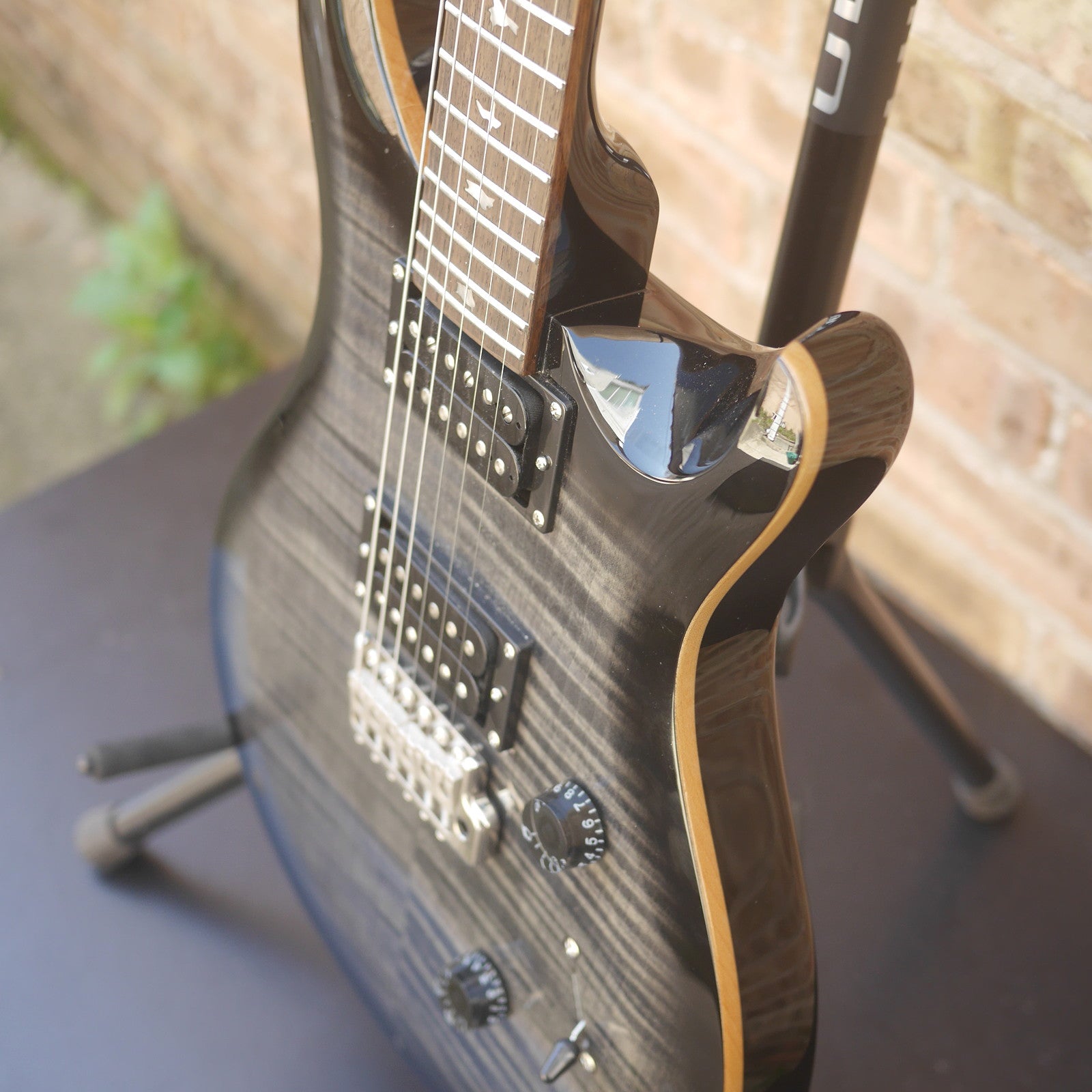 PRS SE Custom 24 Charcoal Burst Electric Guitar 2021