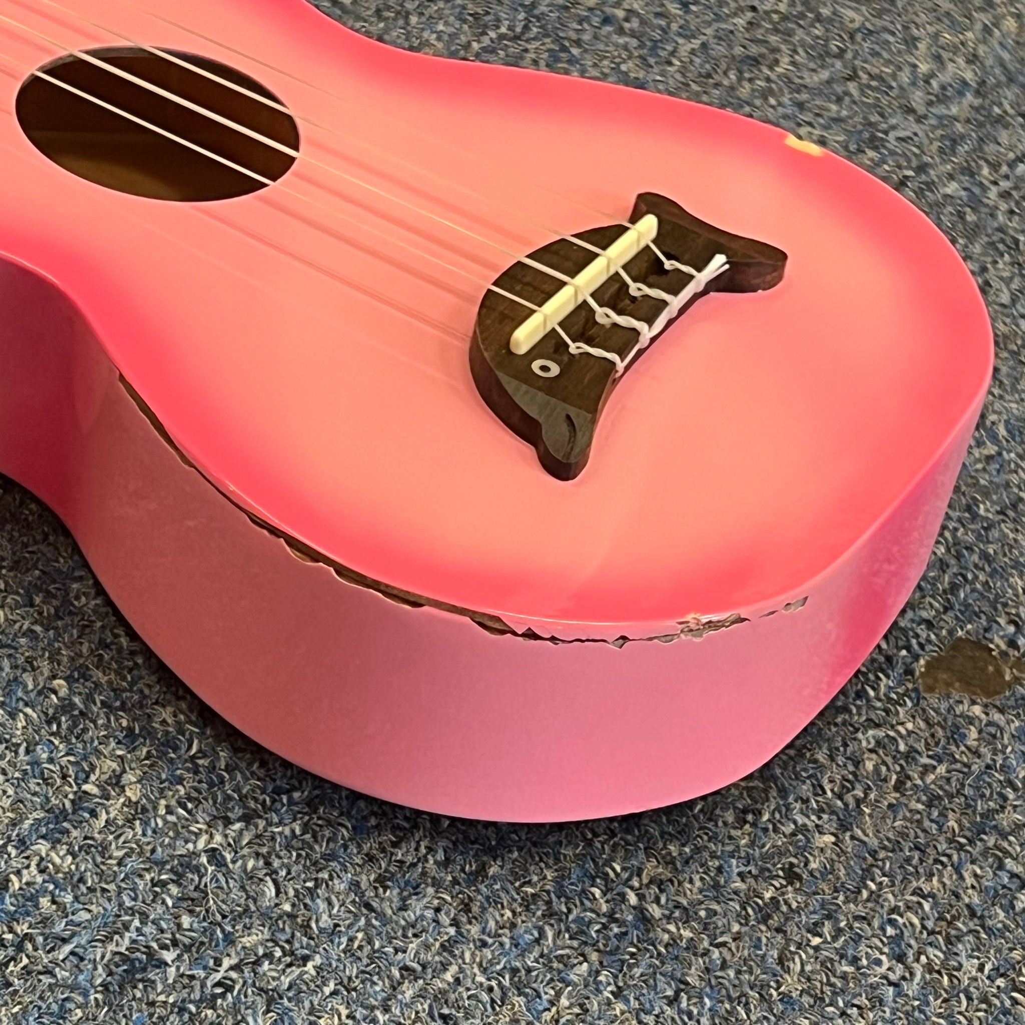 Makala Pink Burst Soprano Dolphin Ukulele (Blem)