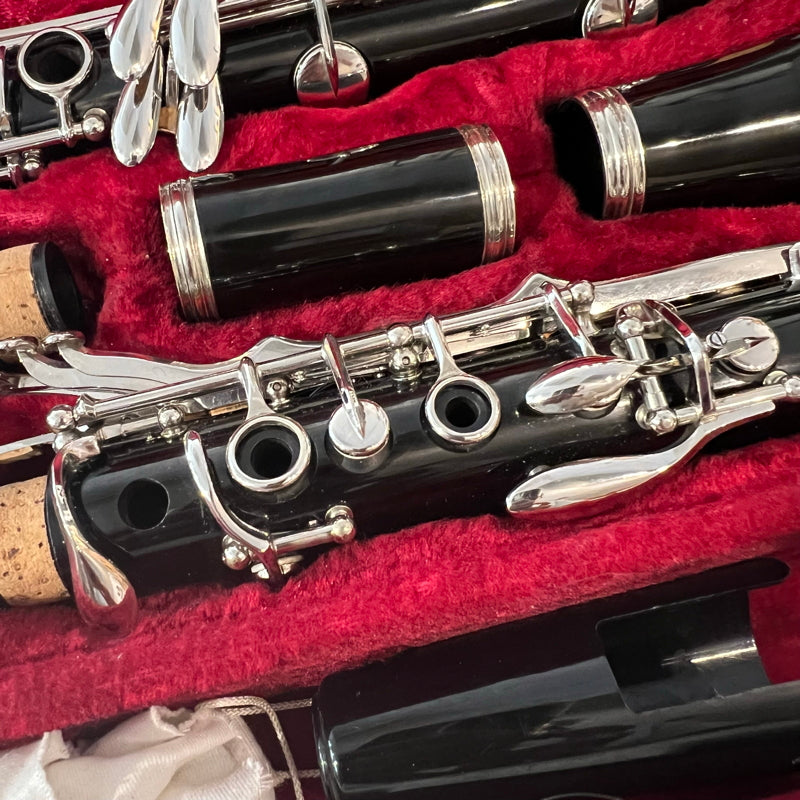 Selmer Bundy Resonite Student Clarinet Excellent