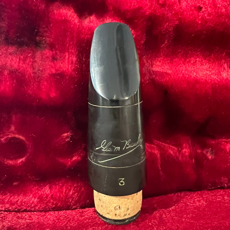 Selmer Bundy Resonite Student Clarinet Excellent