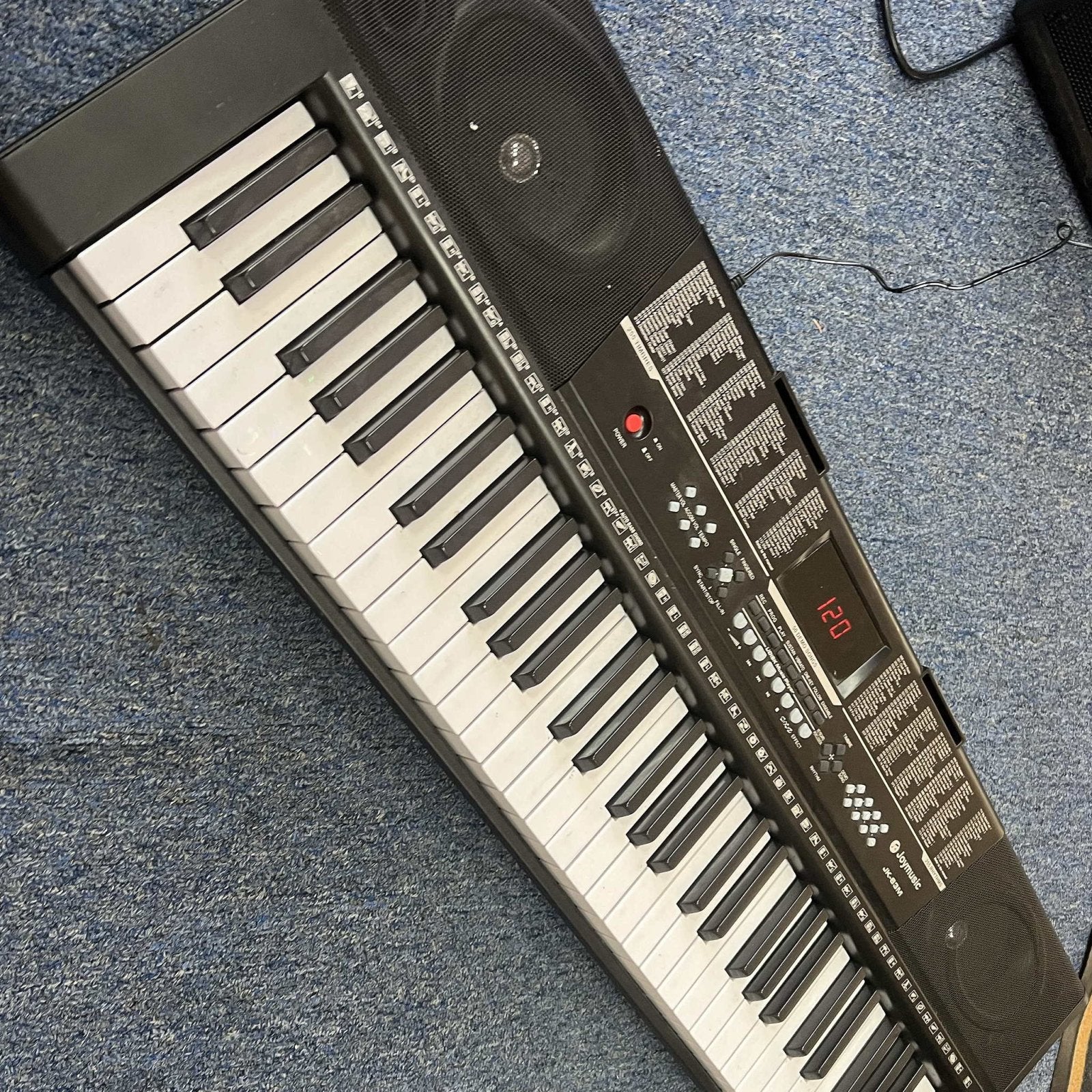 Joymusic JK-63m Portable 61-Key Keyboard (used)