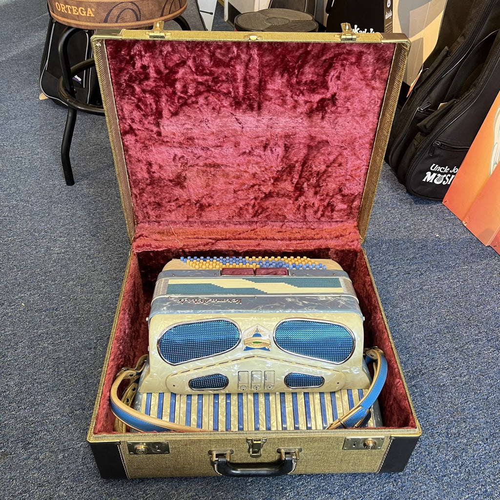 Verona Artiste Piano Accordion 120 Bass Blue Italy 1950s