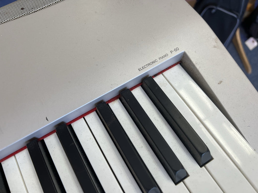 Yamaha P-60 Electronic Digital Keyboard For Parts/Repair