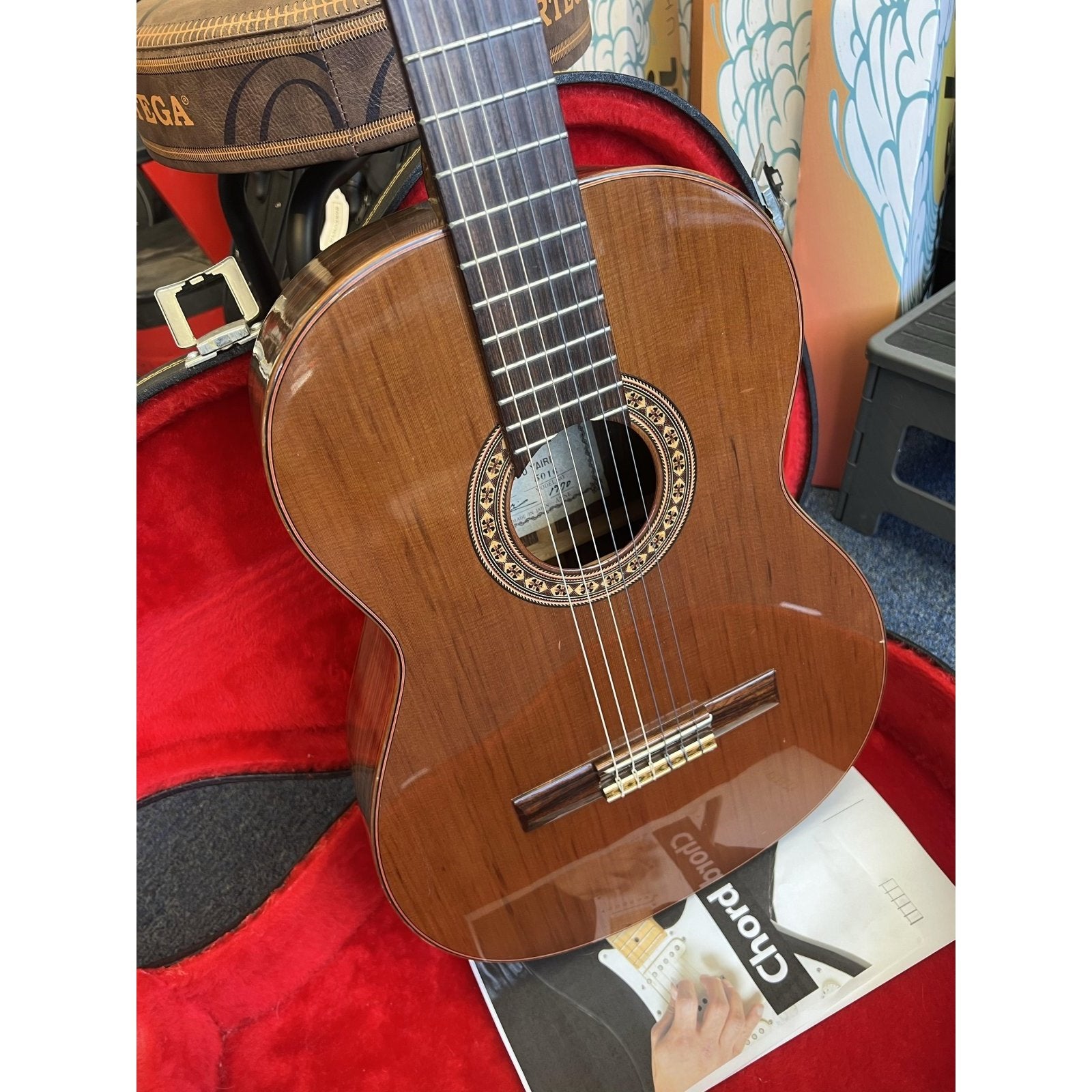Alvarez Kazuo Yairi 5016 Classical Guitar w/Case 1970