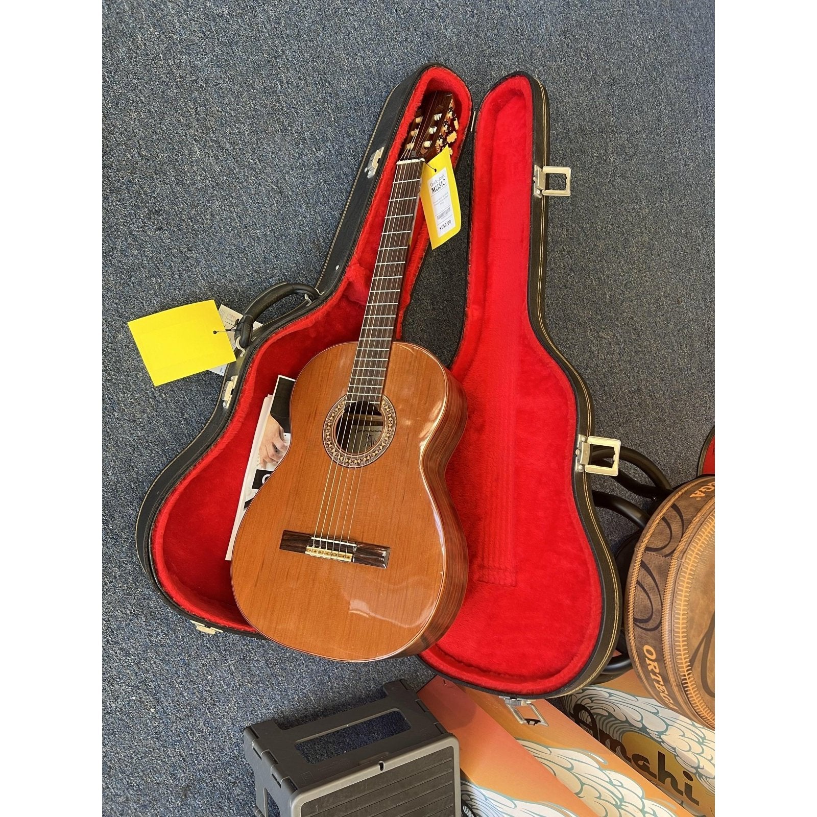 Alvarez Kazuo Yairi 5016 Classical Guitar w/Case 1970