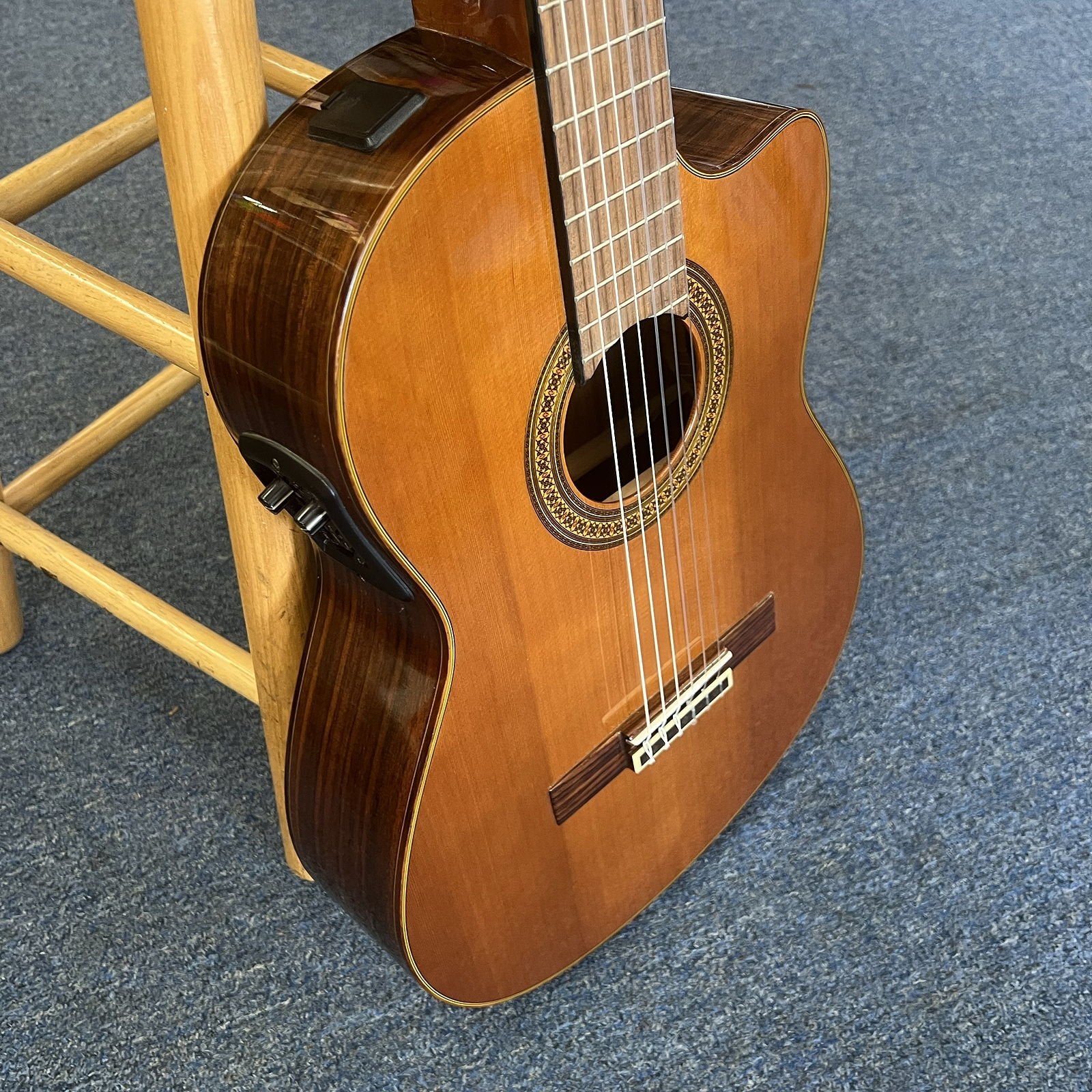 Yamaha Classical Guitar Acoustic-Electric w/EQ CGX171CCA