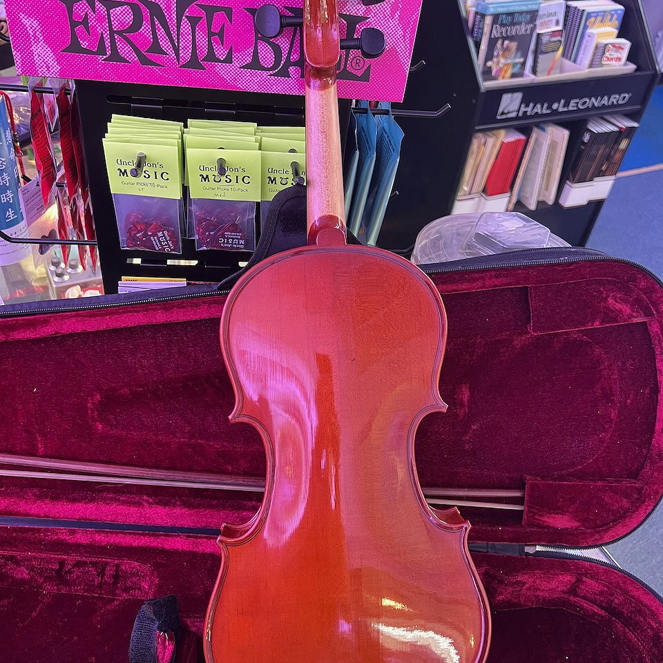 4/4 Violin Kit w/bow and case, Used