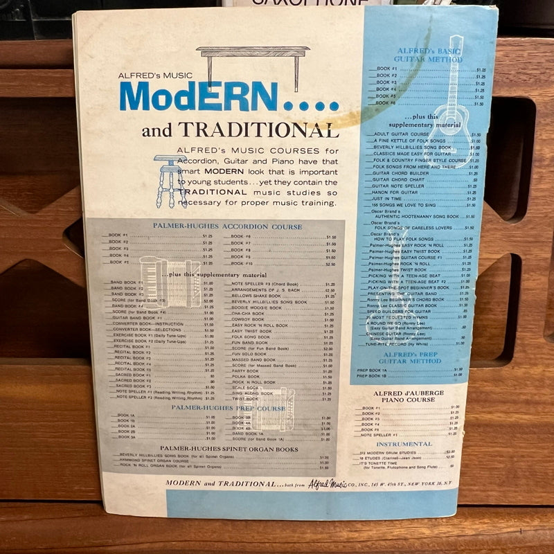Alfred's Basic Guitar Method Book 1 - Used