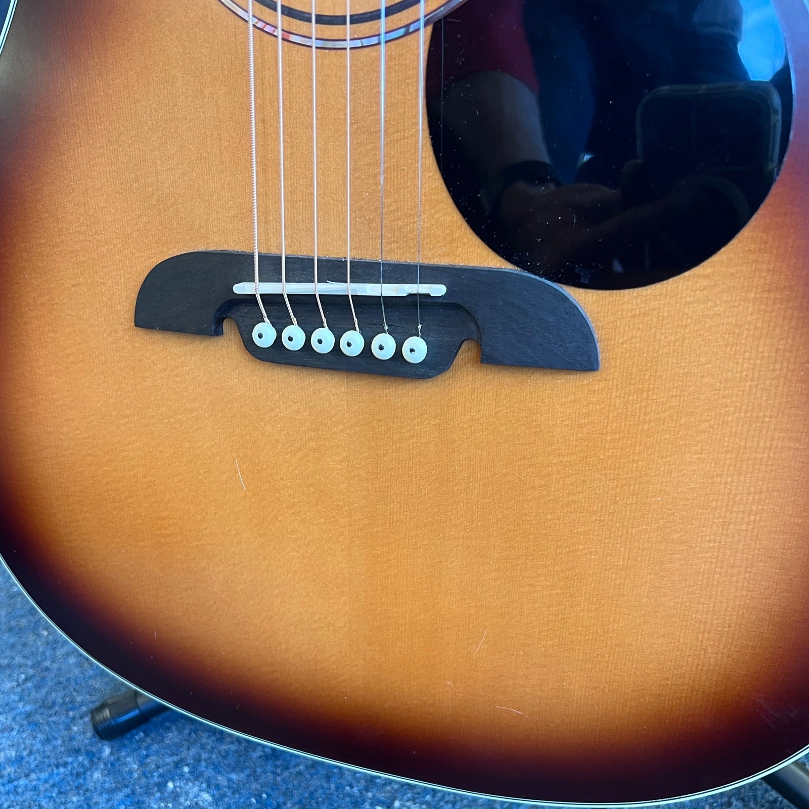 Alvarez RF26SSB-AGP Regent Folk Acoustic Guitar w/bag - Used