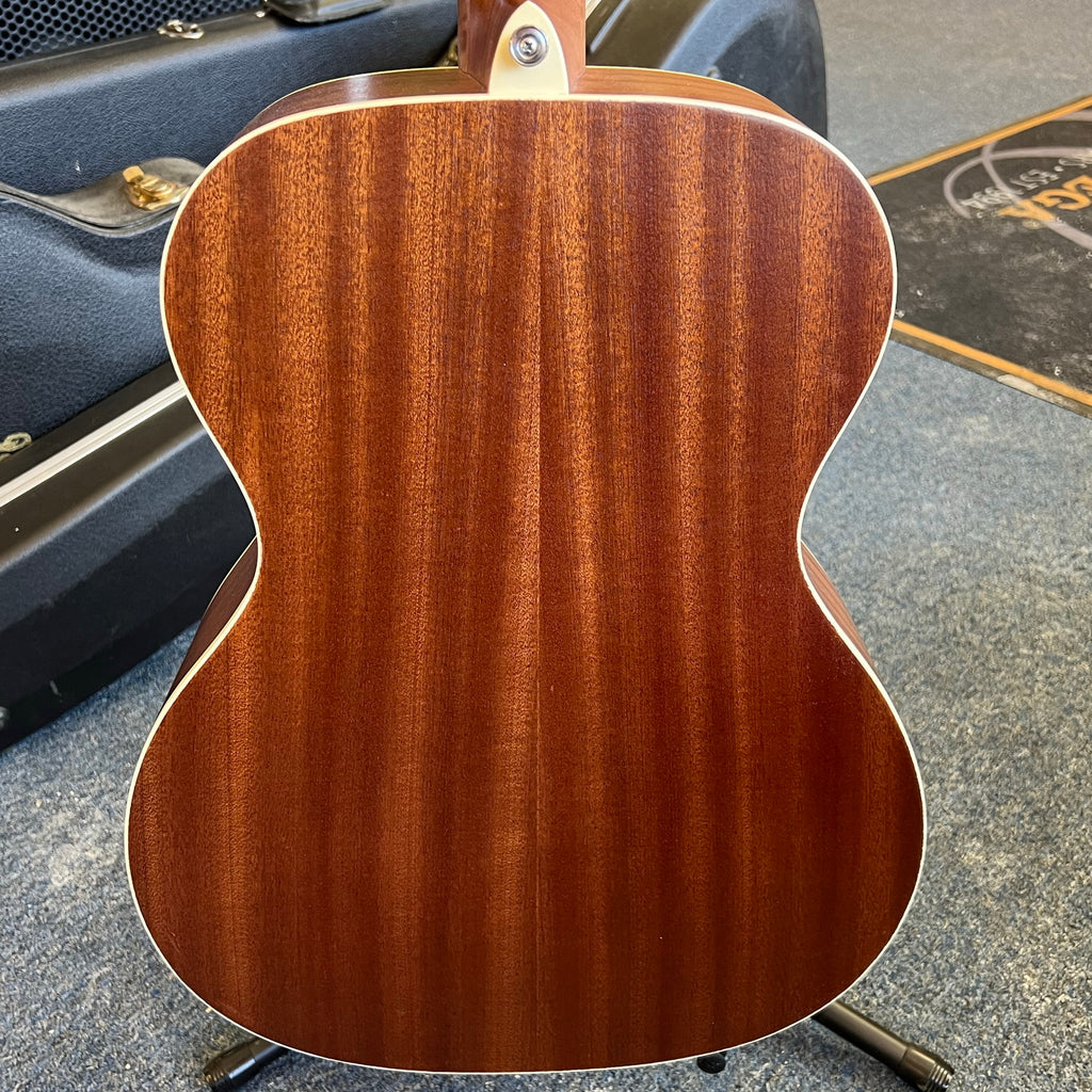 Alvarez RF26SSB-AGP Regent Folk Acoustic Guitar w/bag - Used