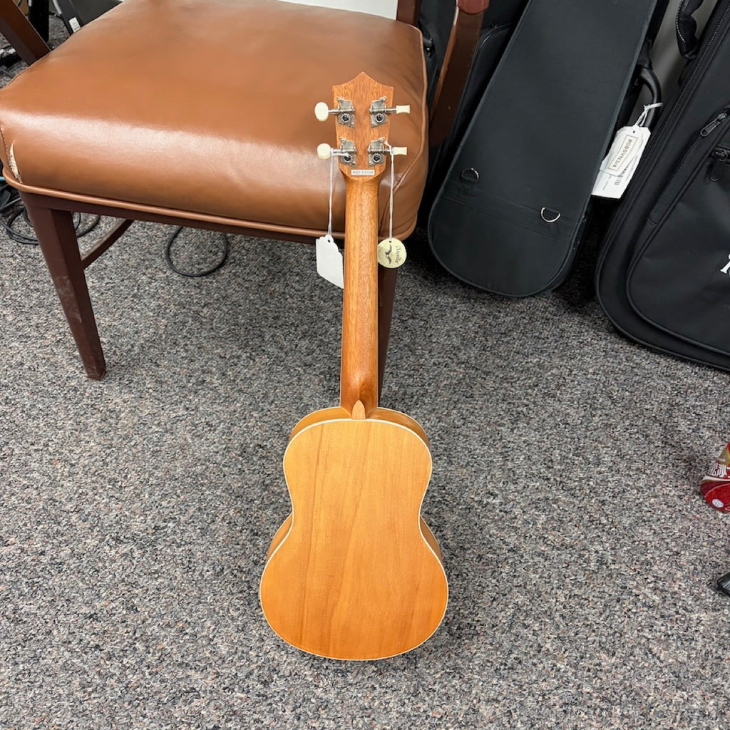 Amahi UKT-2 Tenor Ukulele Spruce w/bag