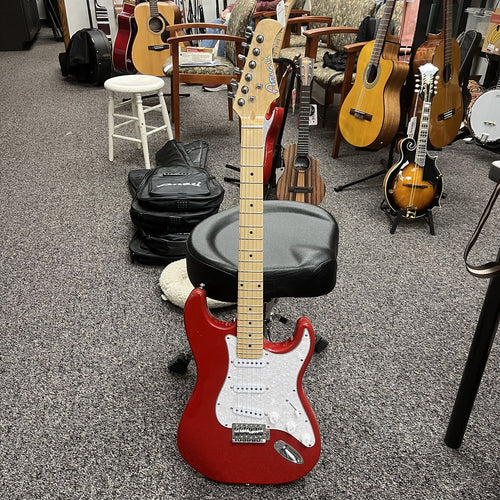 Amati Electric Guitar, Sanguine Red w/gig bag and accessories