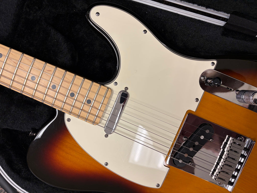 American Series Telecaster with Maple Fretboard 2006 3-Color Sunburst