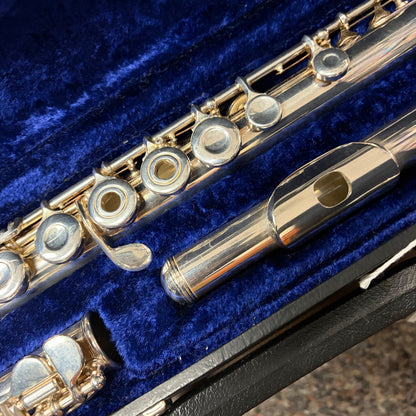 Armstrong 303 Step Up Flute Used