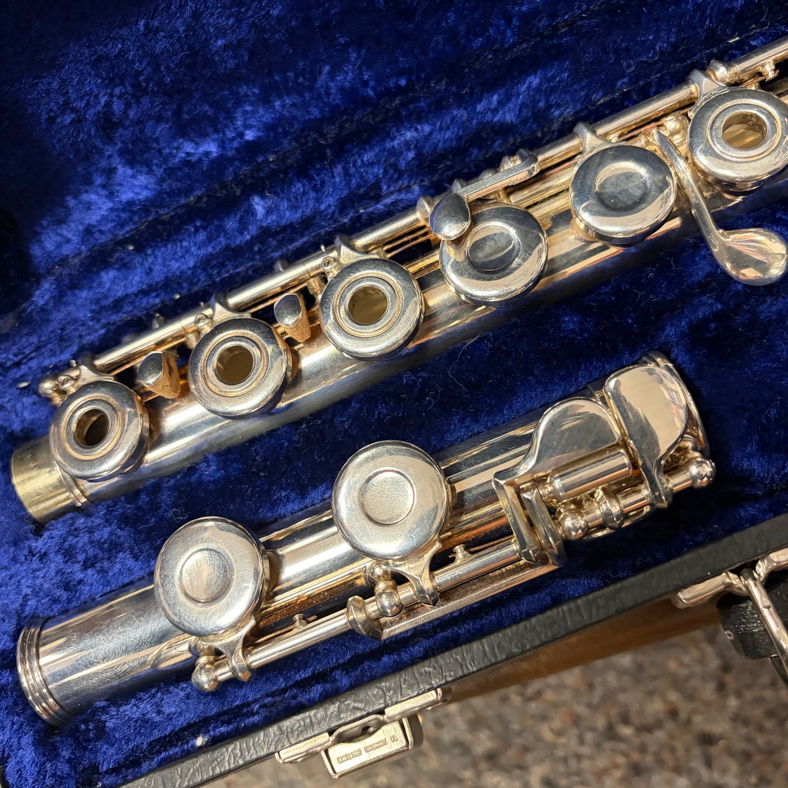 Armstrong 303 Step Up Flute Used