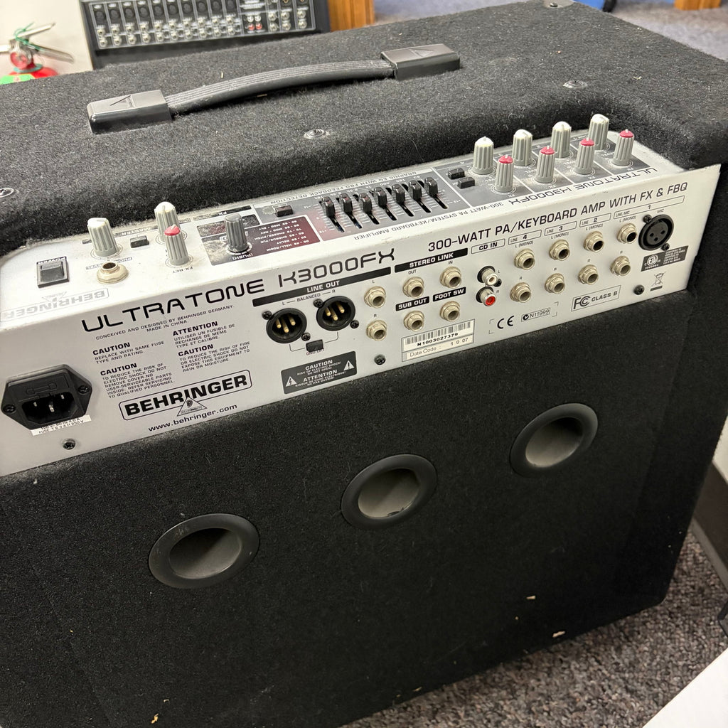 Behringer K3000FX Keyboard AMP/PA