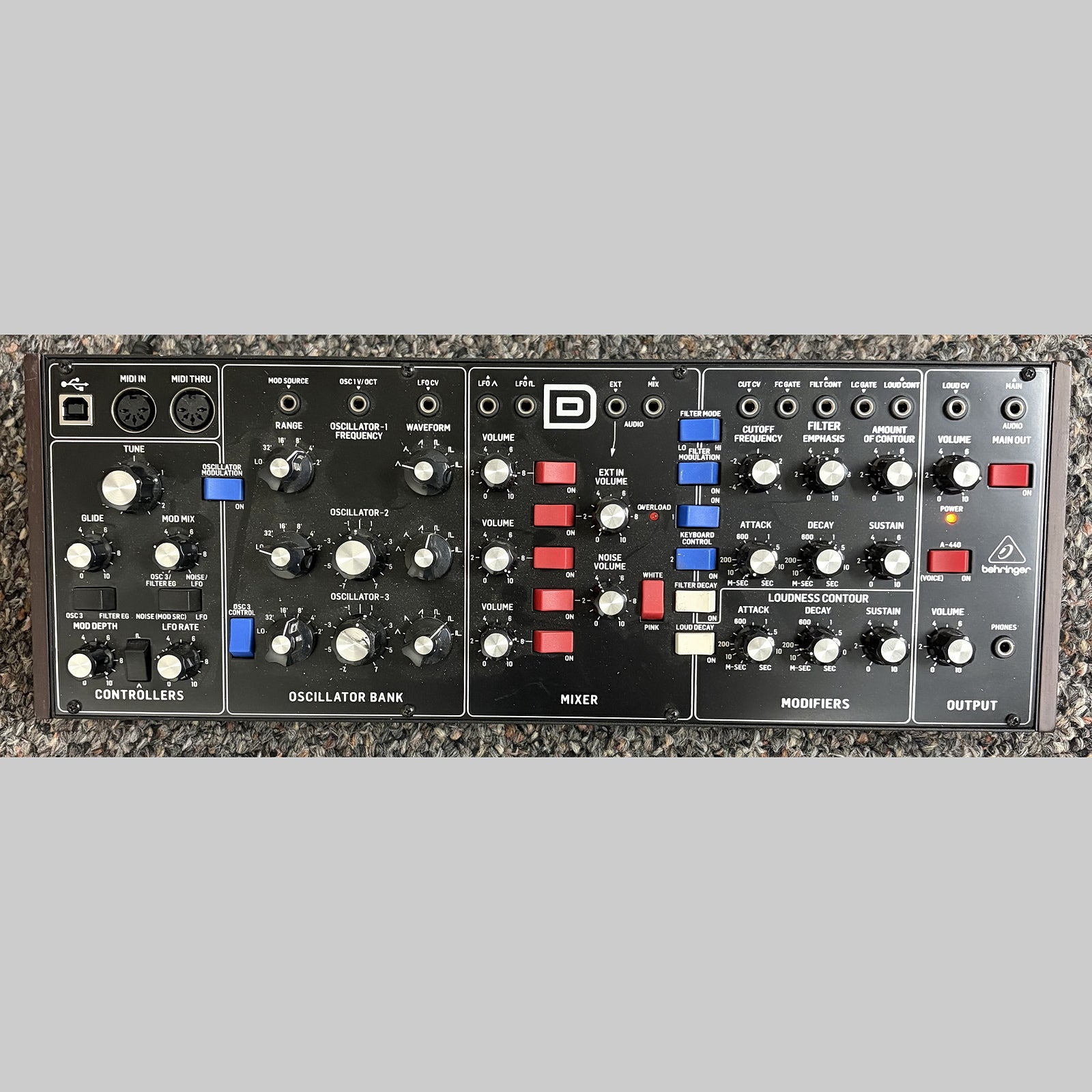 Behringer Model D Synthesizer, Used