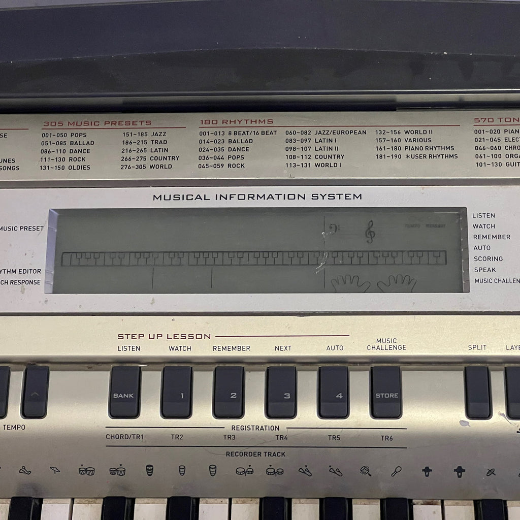 Casio WK-200 76-Key Electronic Keyboard, Used