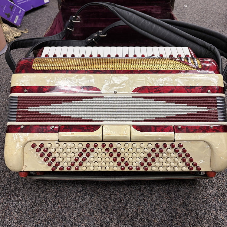Cavalier 3 Reed Piano Accordion, Red