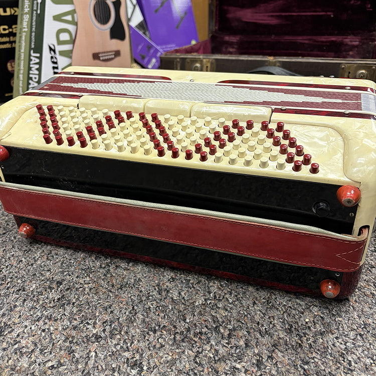 Cavalier 3 Reed Piano Accordion, Red