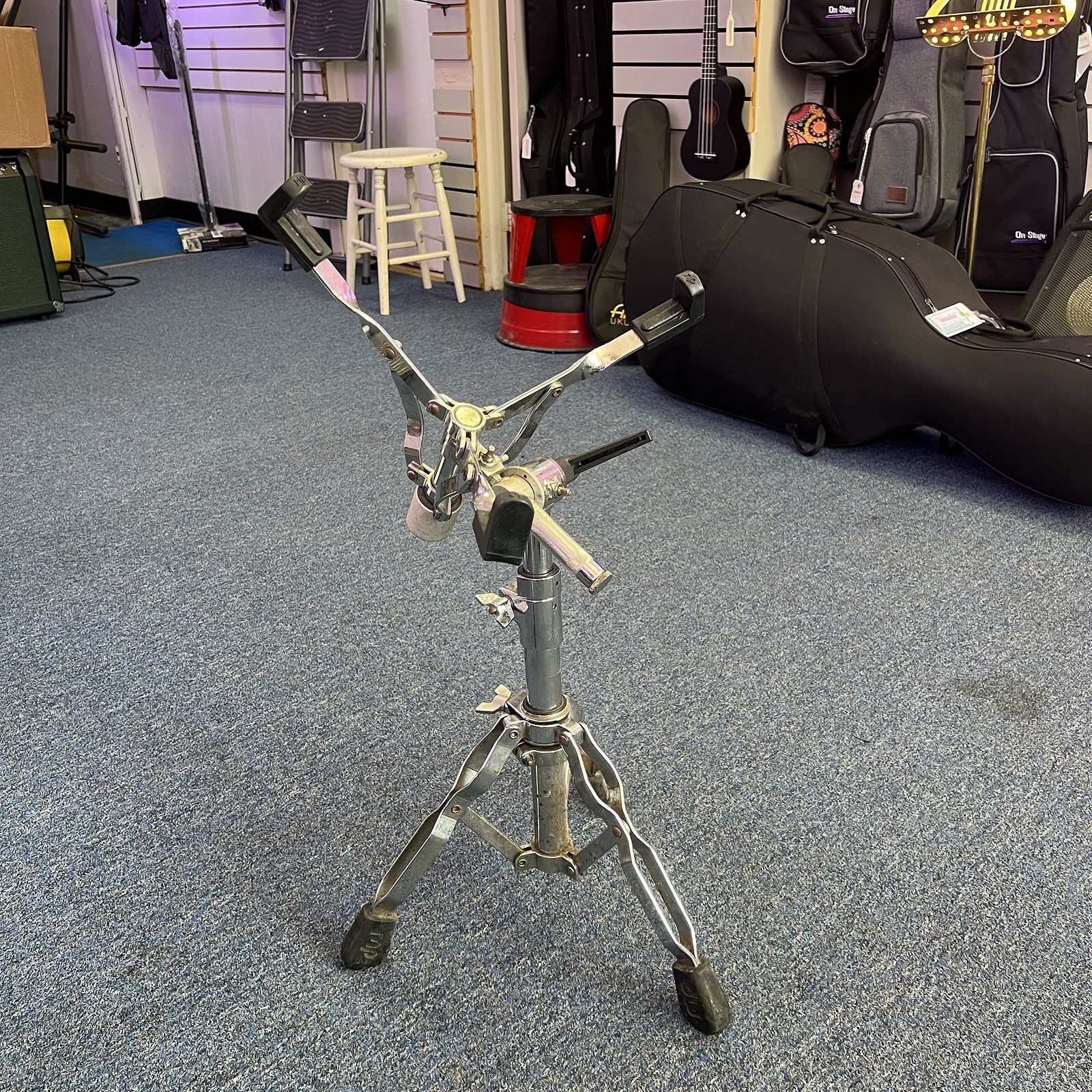 DW Drum Workshop Snare Drum Stand, Heavy Duty - Used