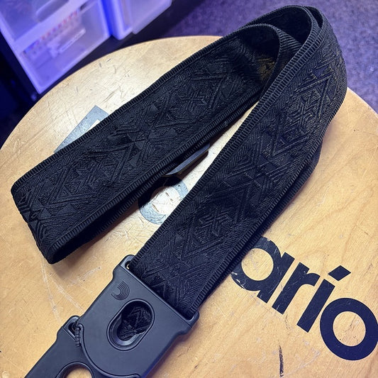 D'Addario Auto Lock  Guitar Strap Black Pattern Strap