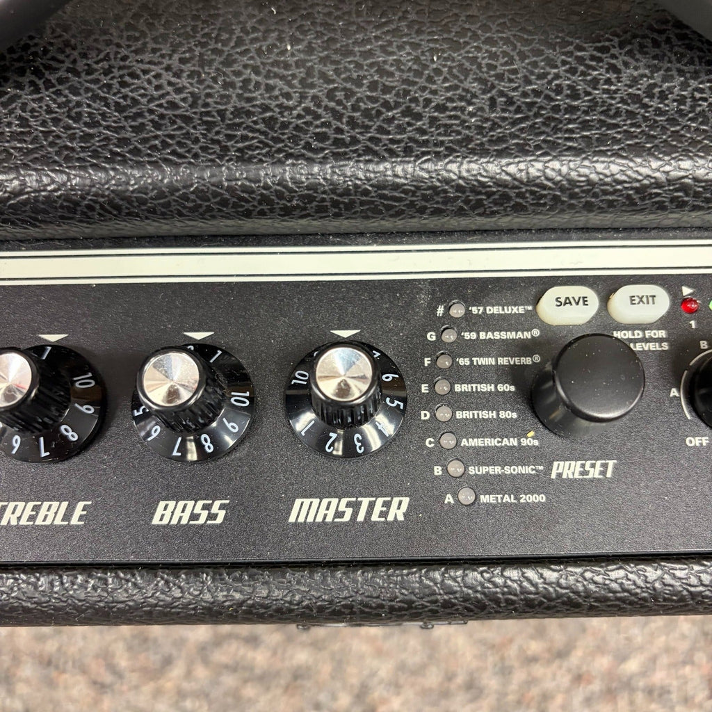 Fender Mustang I V.2 20-Watt 1x8" Modeling Guitar Combo, Used