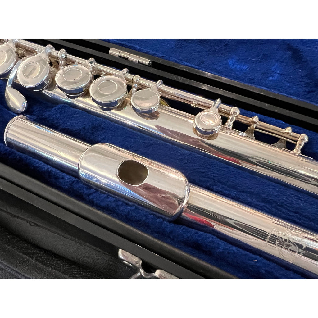 Gemeinhardt 2SP Flute Nickel Silver finish (used)