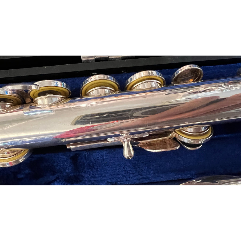 Gemeinhardt 2SP Flute Nickel Silver finish (used)