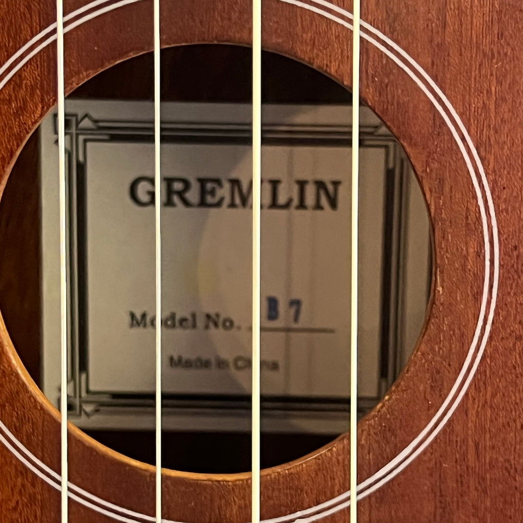 Gremlin Baritone Ukulele w/case - Used