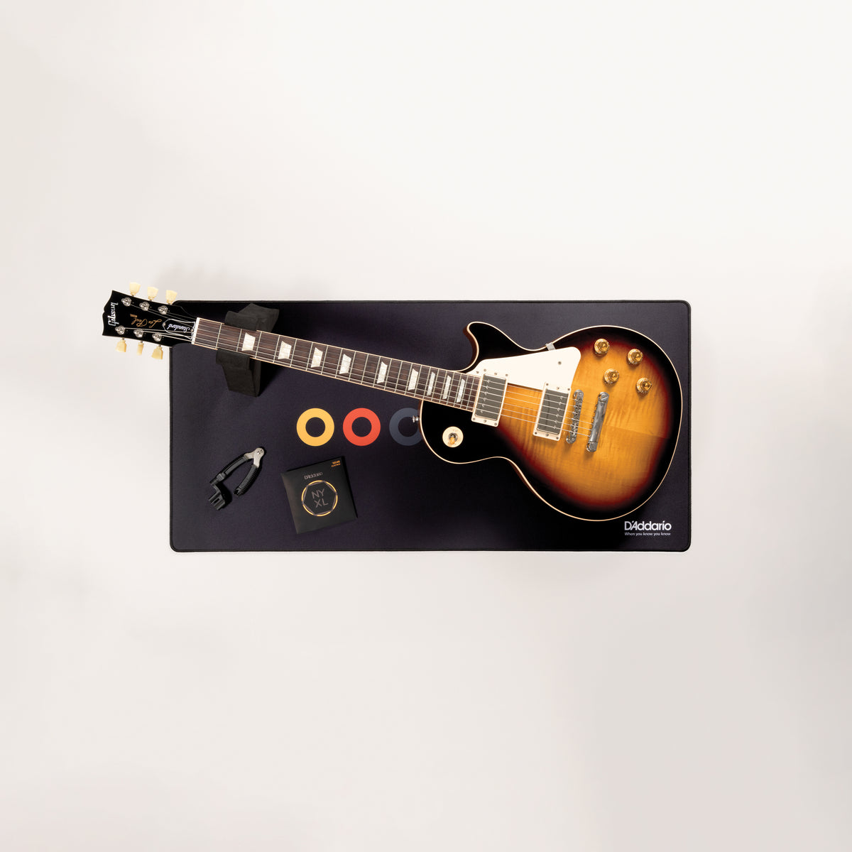 D'Addario WYKYK Ball End String Change Mat, Black