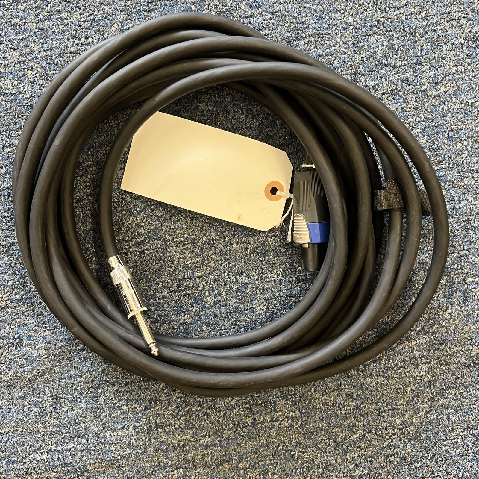 Unmarked Brand 16 AWG Speaker Cable 1/4"-Speakon USA 25' (used)