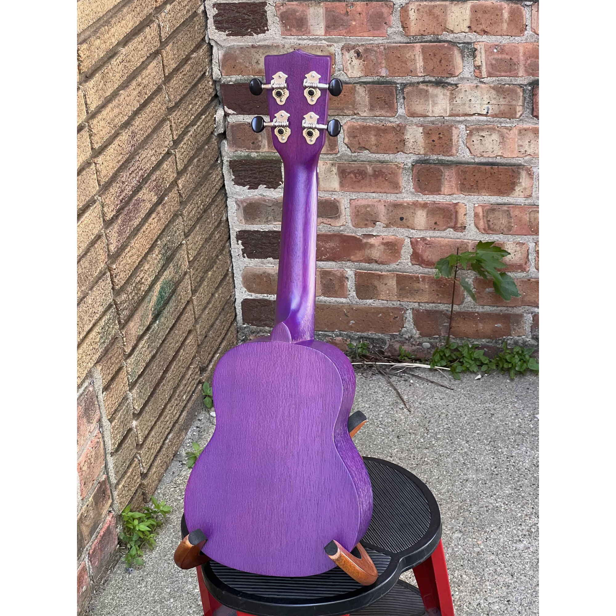 Kala Purple Stained Meranti Soprano Ukulele