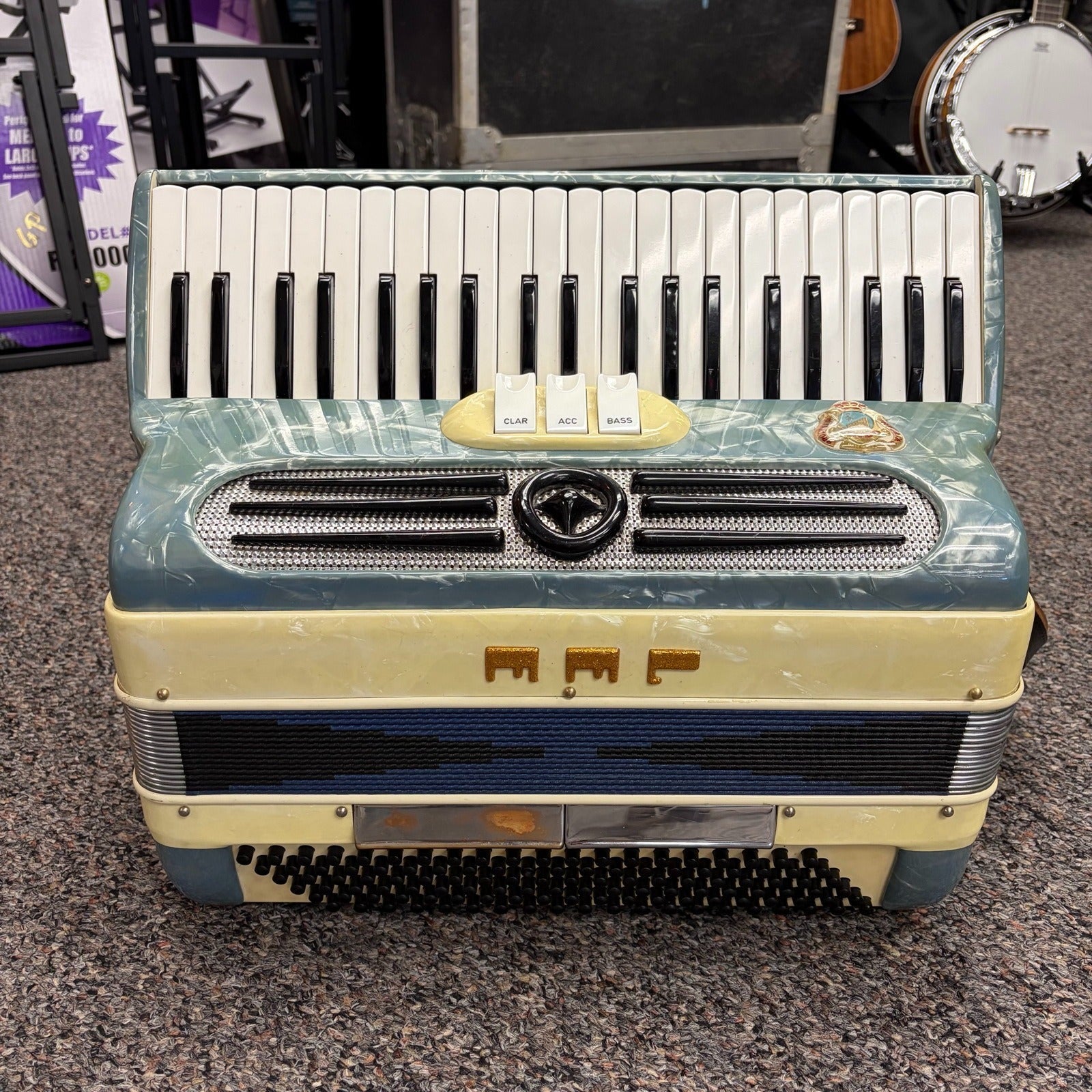 Imperial Lindo Italian Piano Accordion, Used