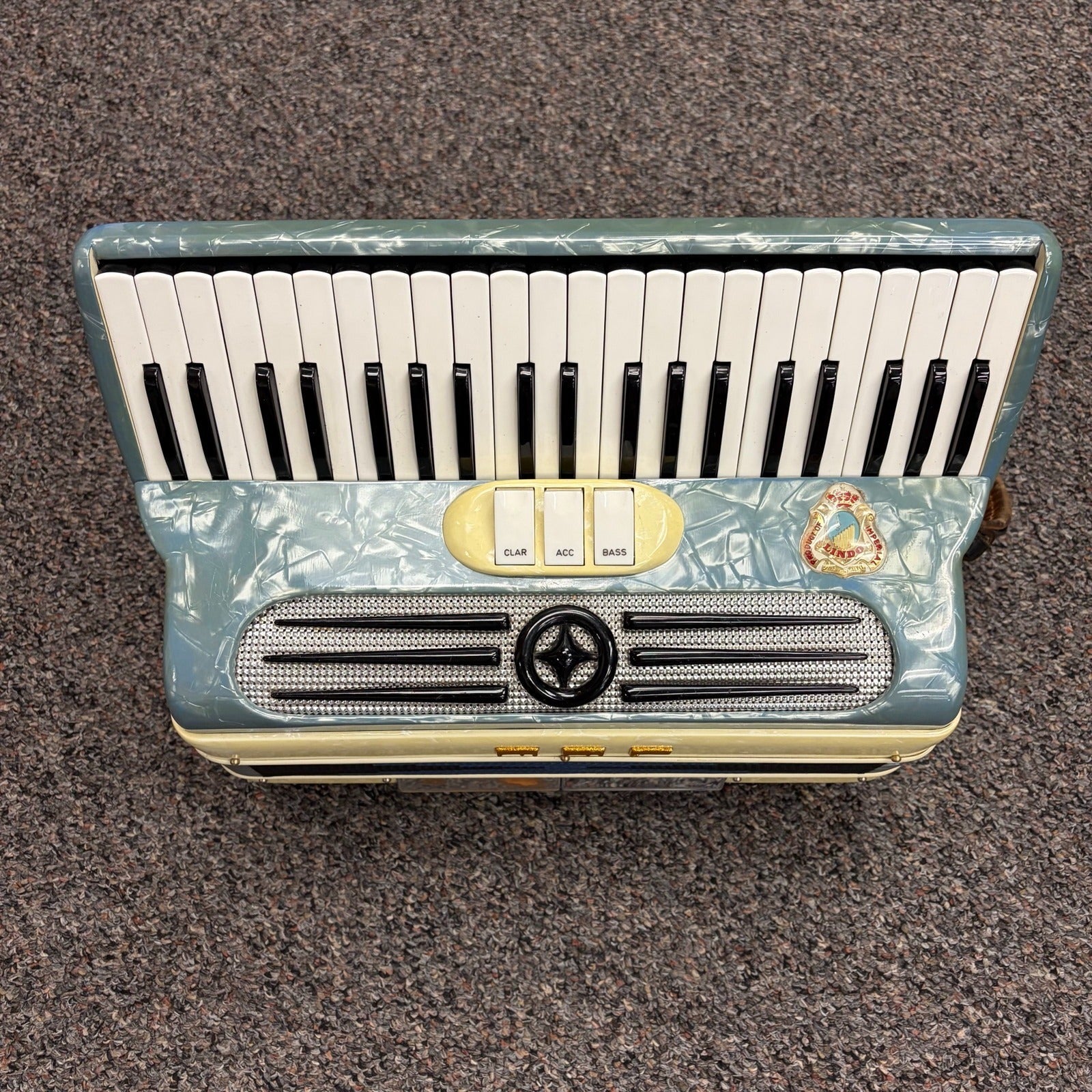 Imperial Lindo Italian Piano Accordion, Used