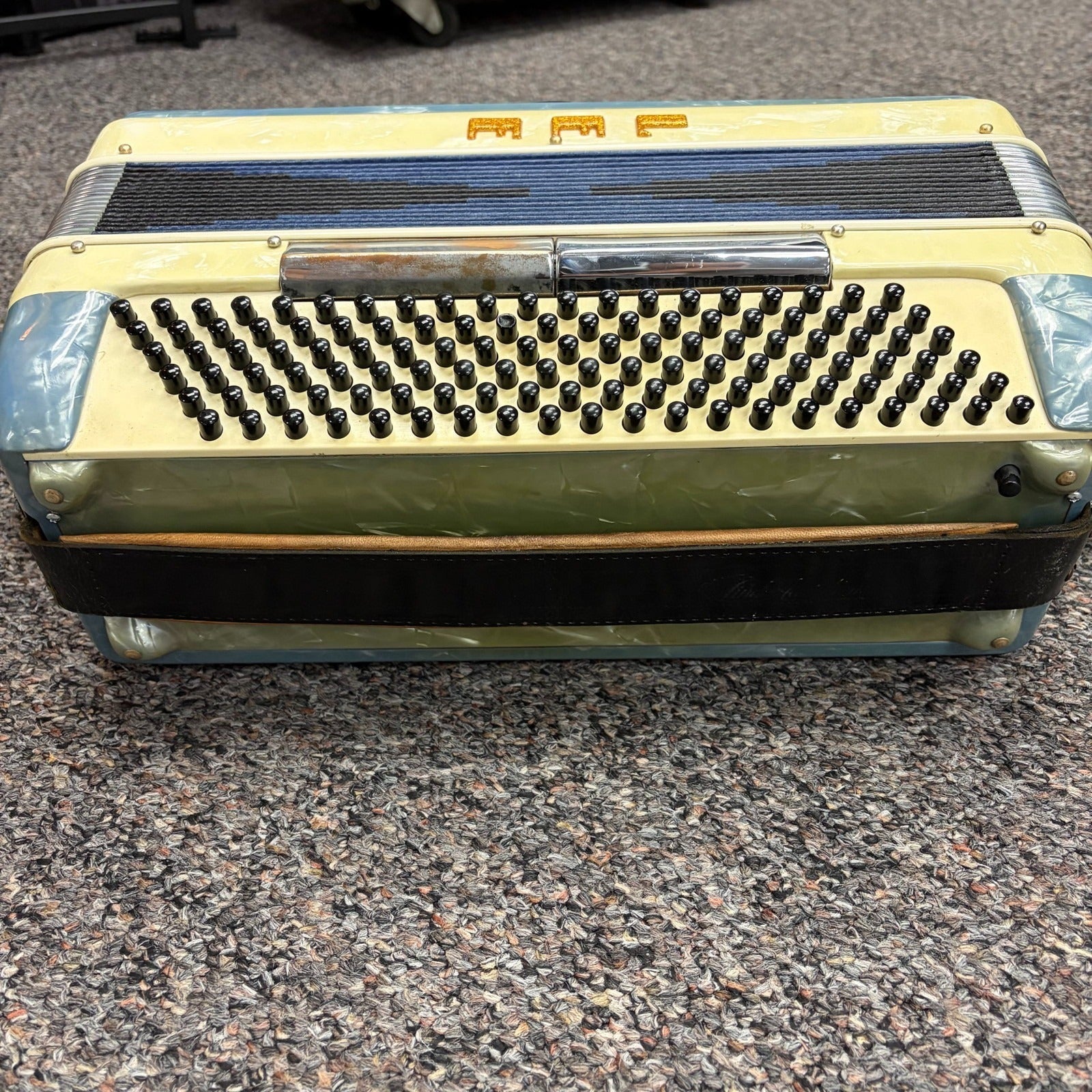 Imperial Lindo Italian Piano Accordion, Used