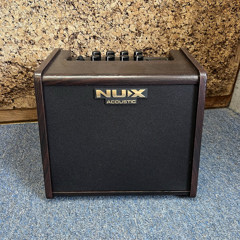 NUX AC-25 Rechargable Acoustic Amp