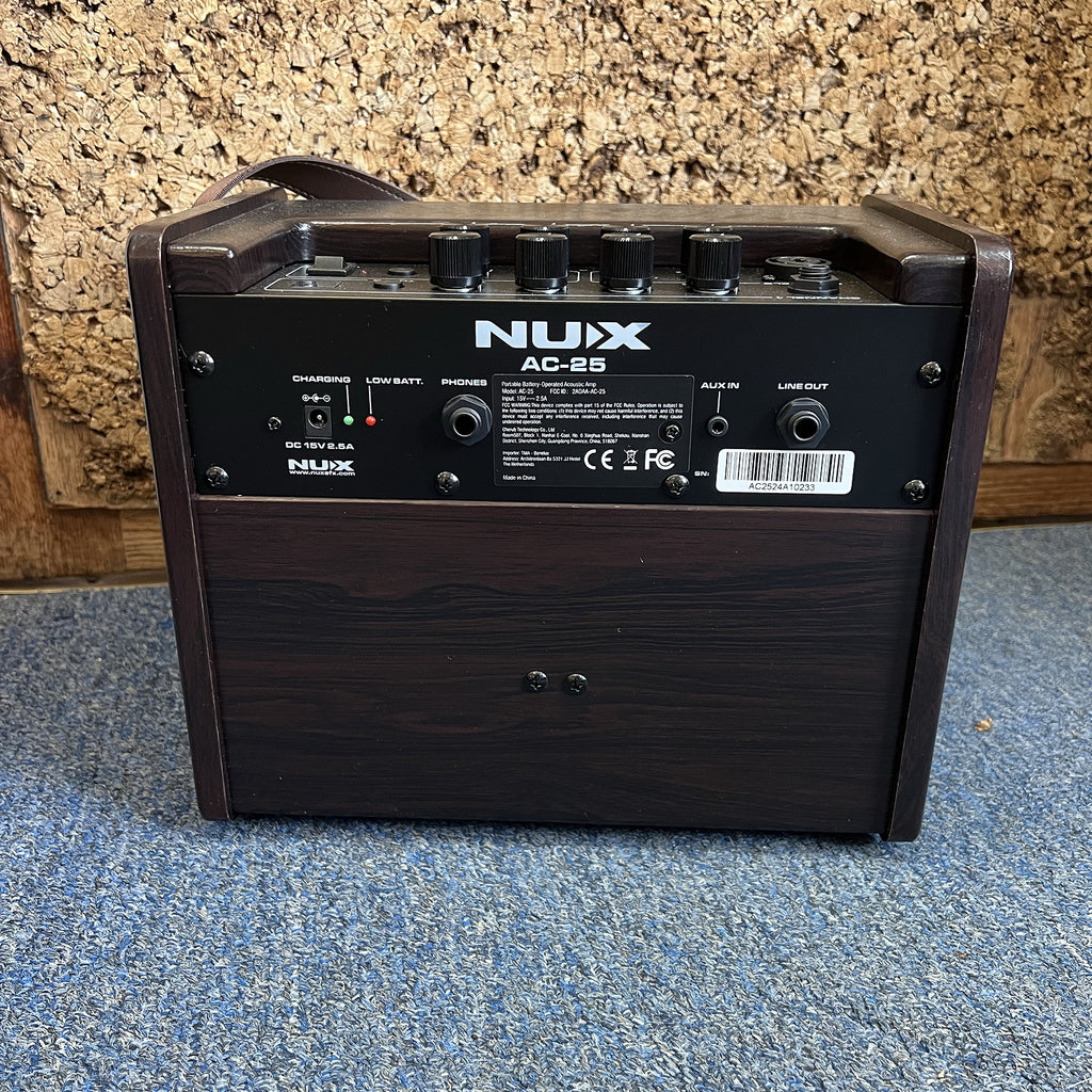 NUX AC-25 Rechargable Acoustic Amp