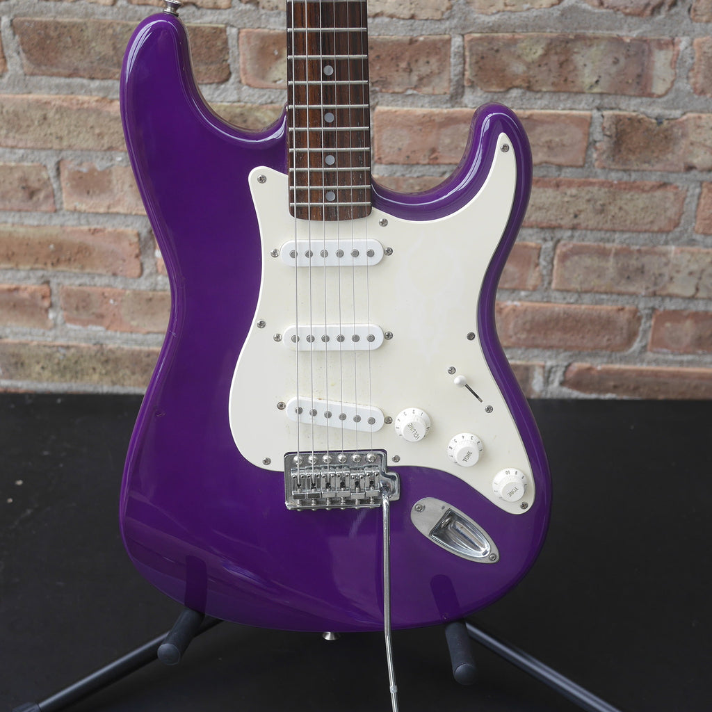 Fender Squier Affinity Strat Purple Used
