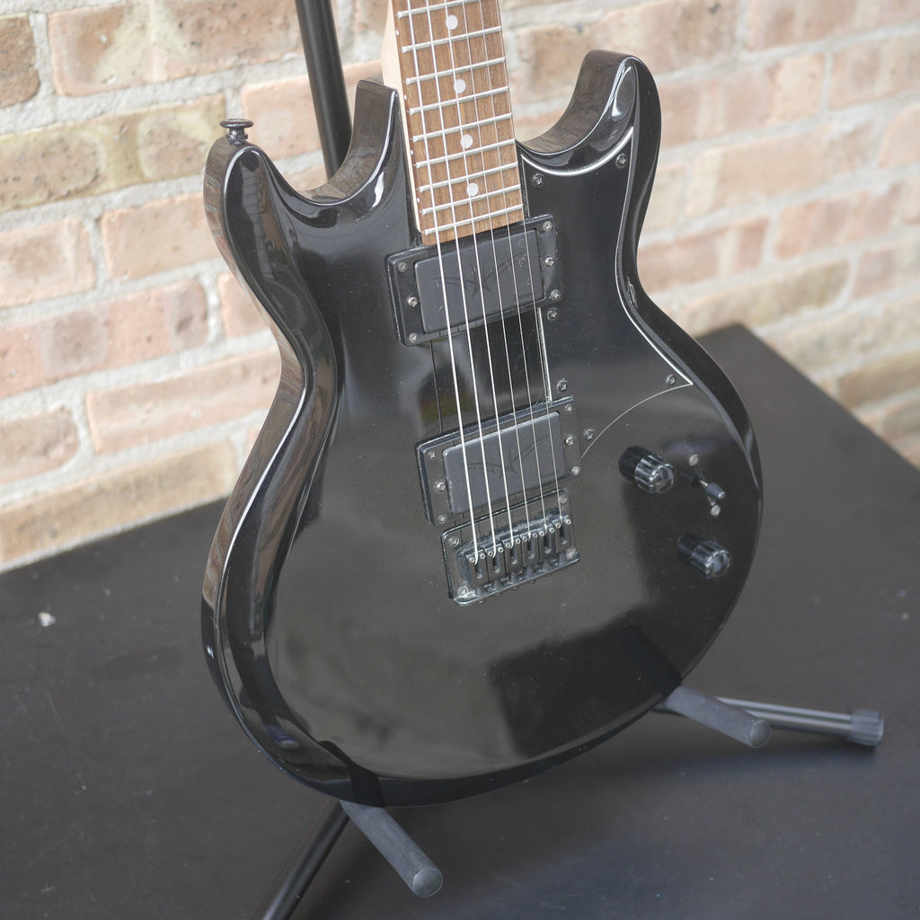Ibanez GIO Double Cutaway Electric Guitar Black used