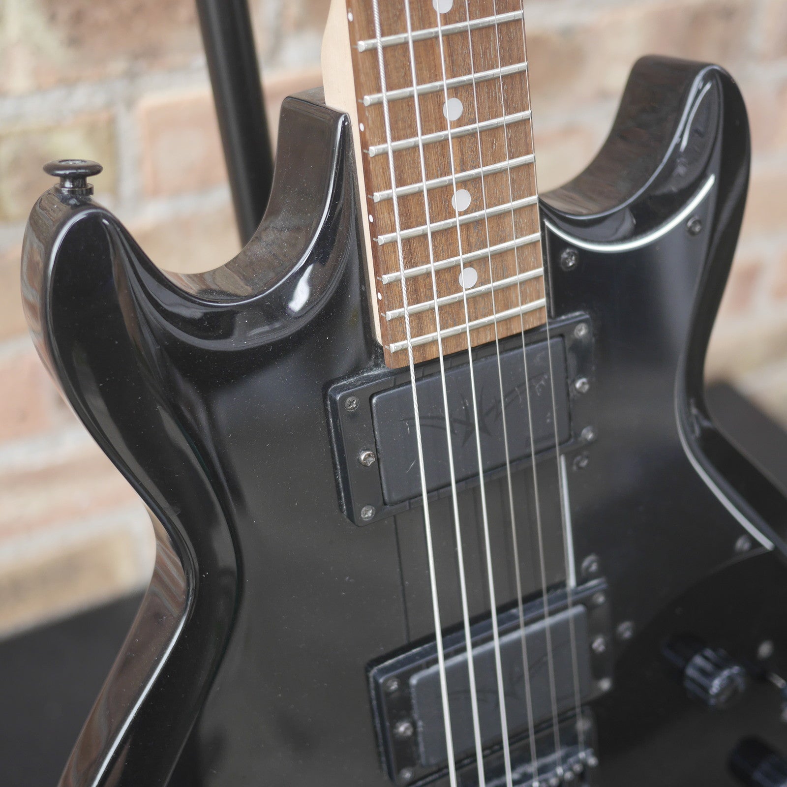Ibanez GIO Double Cutaway Electric Guitar Black used