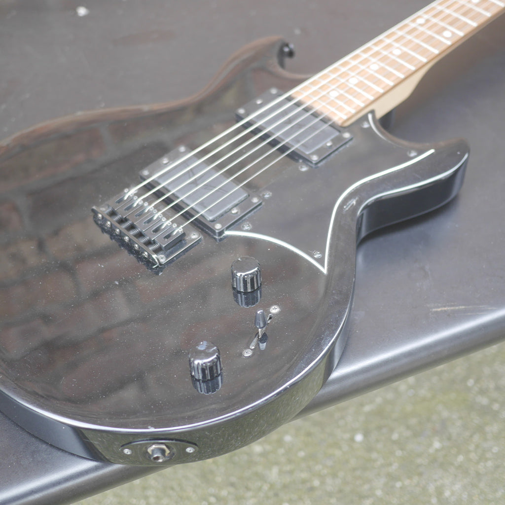 Ibanez GIO Double Cutaway Electric Guitar Black used