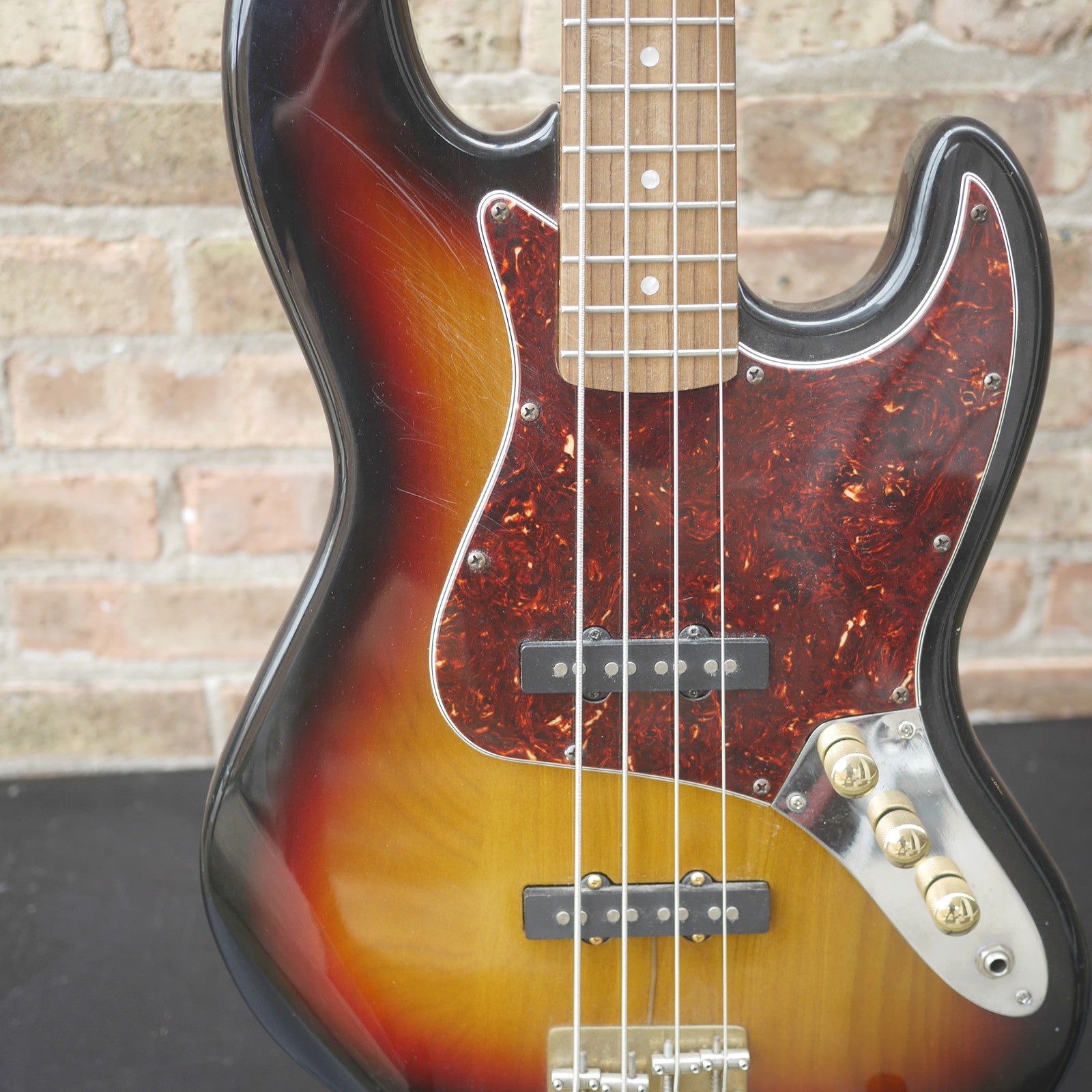Fender Squier Affinity JBass Jazz Bass Sunburst