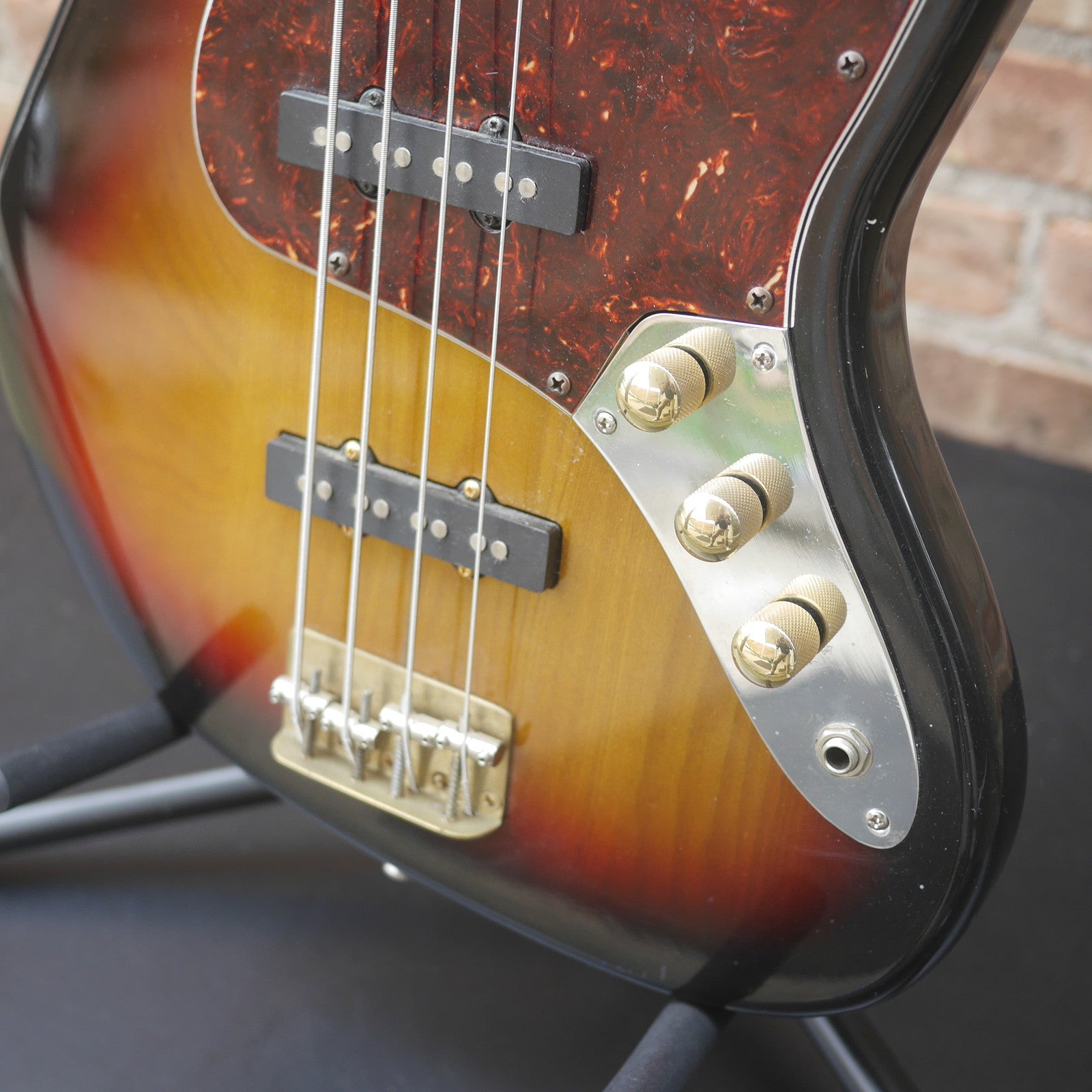 Fender Squier Affinity JBass Jazz Bass Sunburst