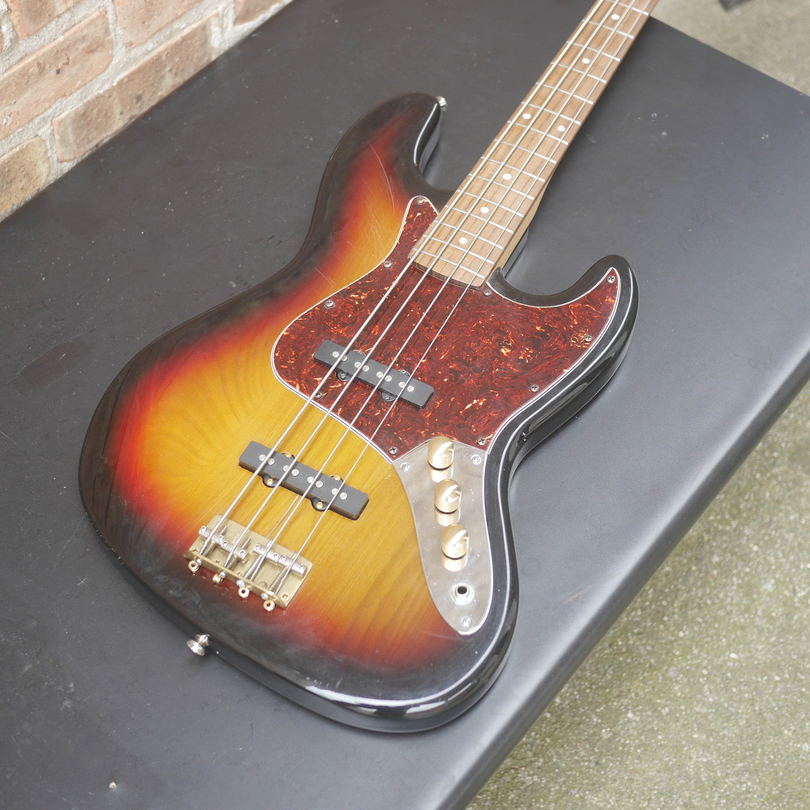 Fender Squier Affinity JBass Jazz Bass Sunburst