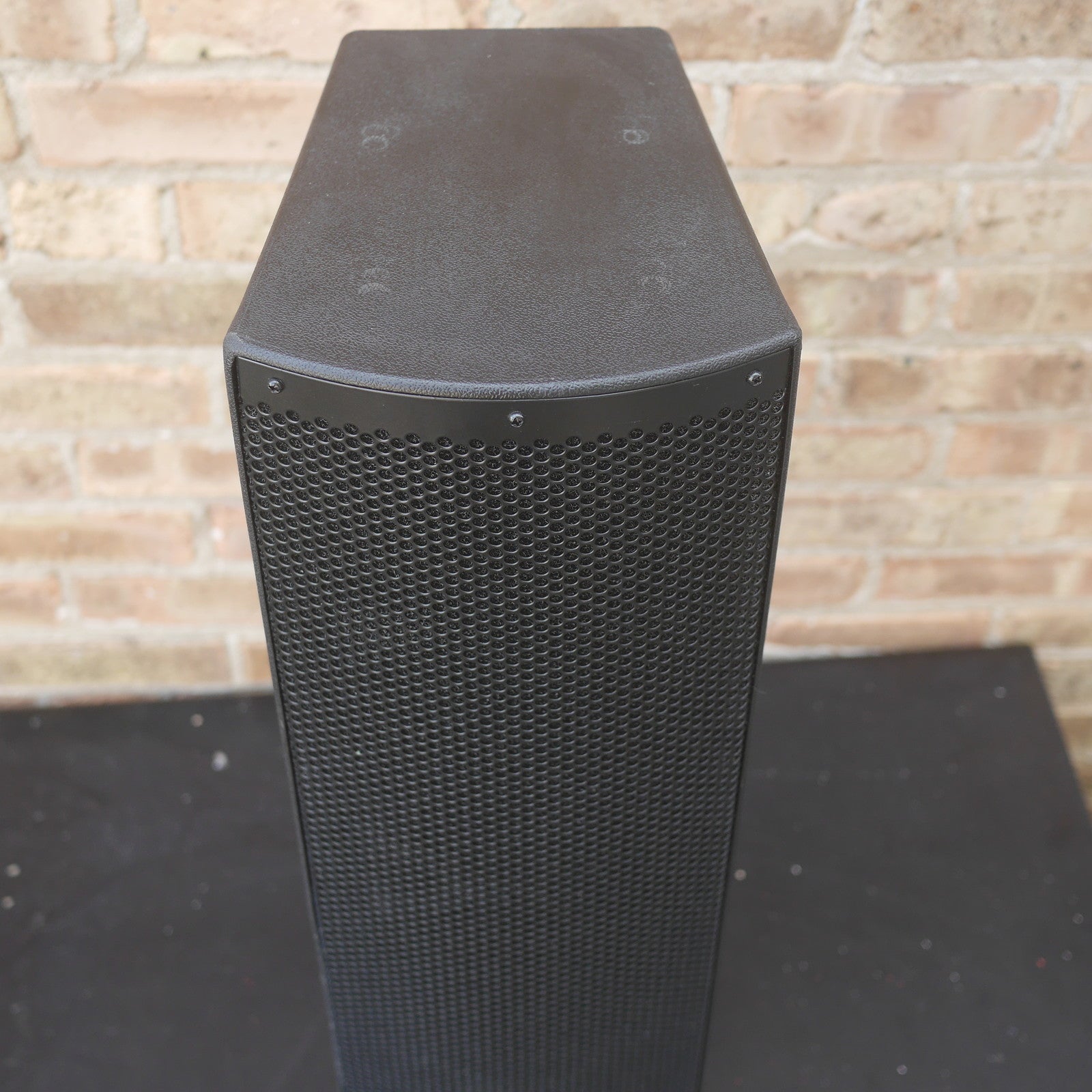 Powerwerks PWRP3 120 watt 3-Ch Active PA Column w/ LCD BT True Stereo Link
