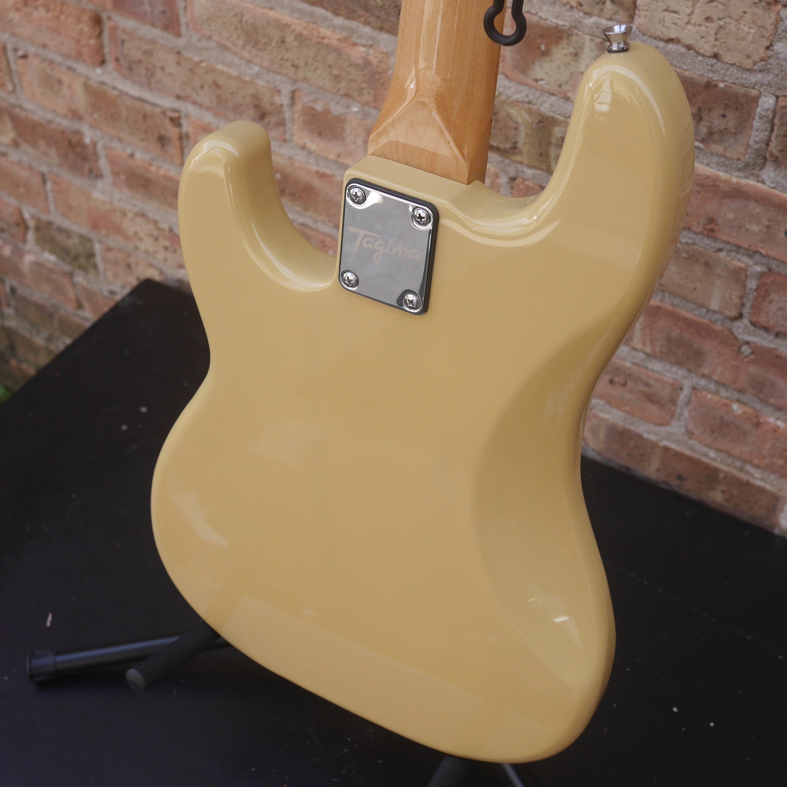 Tagima TW-66 Woodstock Series Tele P Bass Butterscotch Blackguard 4 String